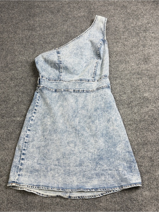 Le Lis Dresses & Skirts - Le Lis Collection Acid Wash Denim One Shoulder Mini Dress Womens Size S